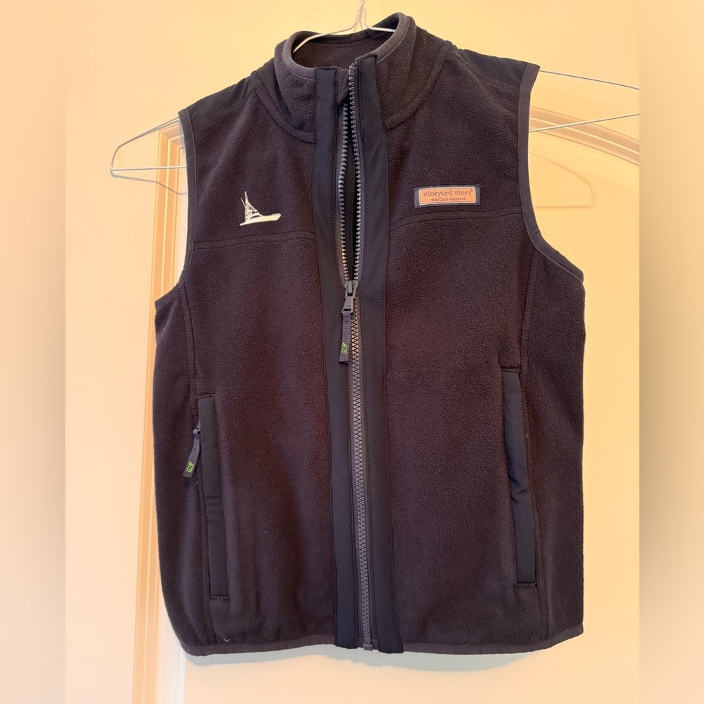 Vineyard Vines Navy Blue Harbor Microfleece Vest, boys size 7, excellent cond